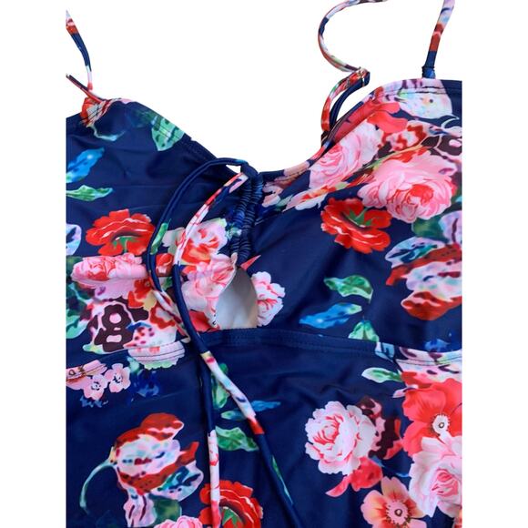 SHEIN Women's 3X Swimsuit One Piece Roched Tropical Light Padding Adjustable NEW - Picture 2 of 7